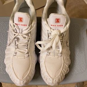 Nike Shox 12 white/grey